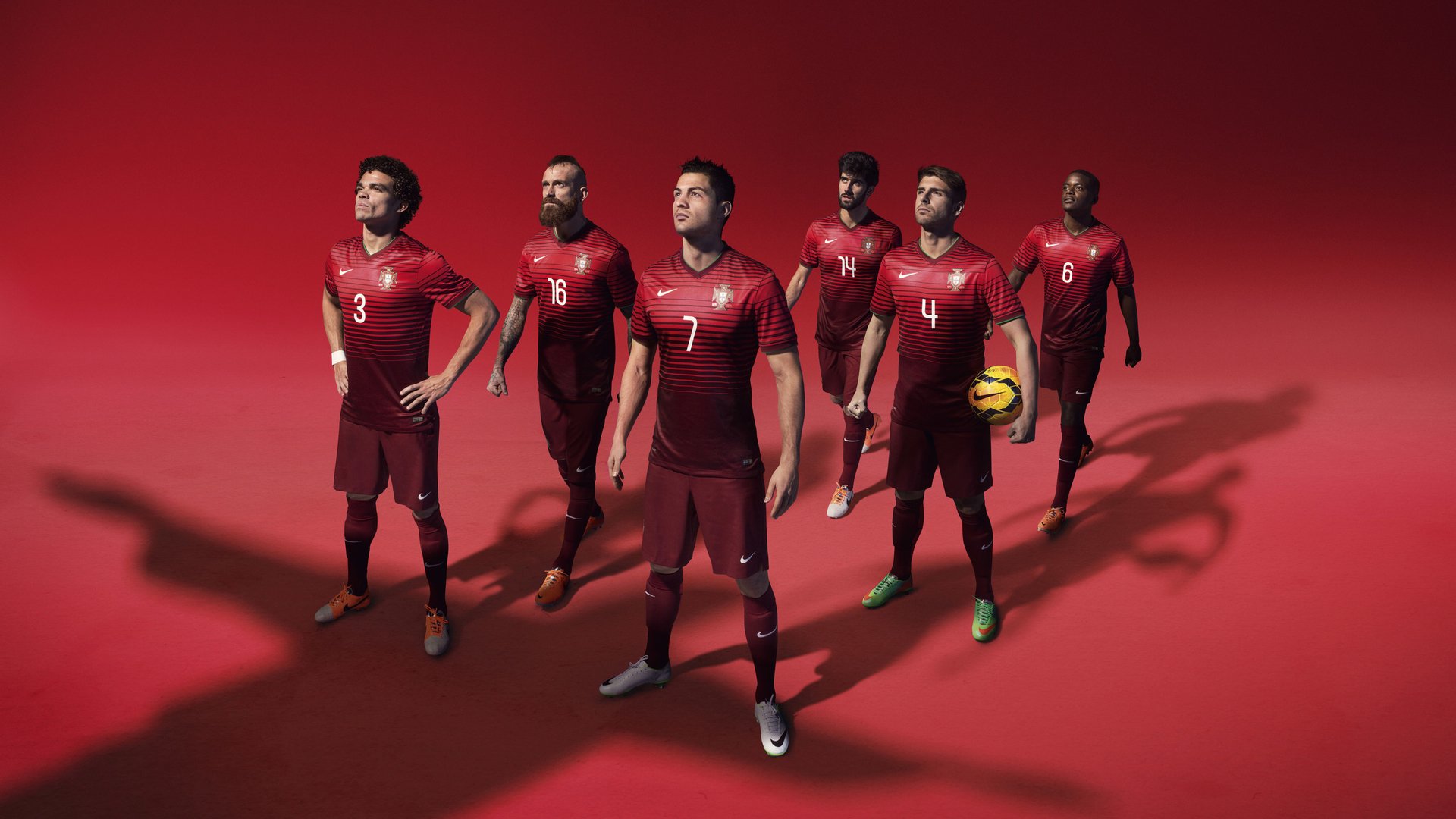 特斯·冯·迪克：南非队的进攻核心，巧妙的脚步令对方防线头痛